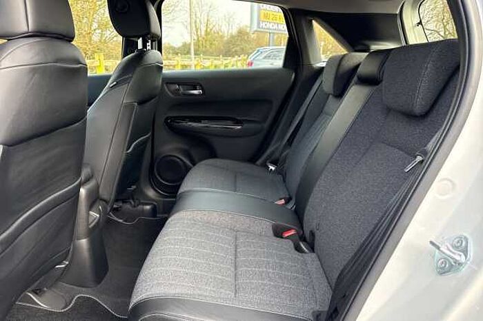 Honda Jazz Hybrid 1.5 i-MMD SR eCVT 