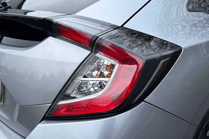 Honda Civic 1.5 VTEC Turbo Sport CVT 