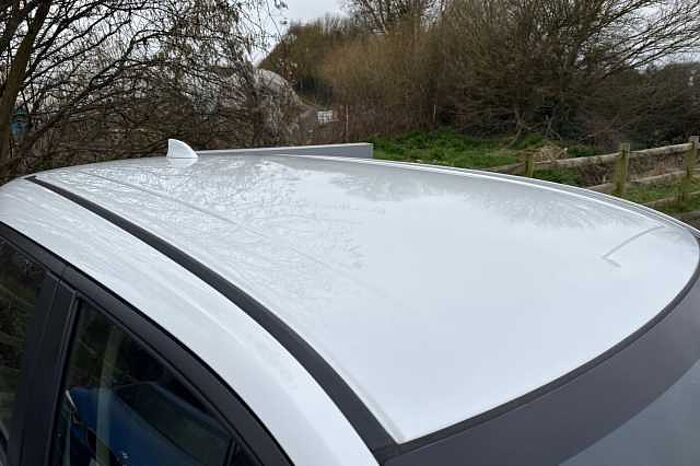 Honda HR-V Hybrid 1.5 eHEV Elegance eCVT 