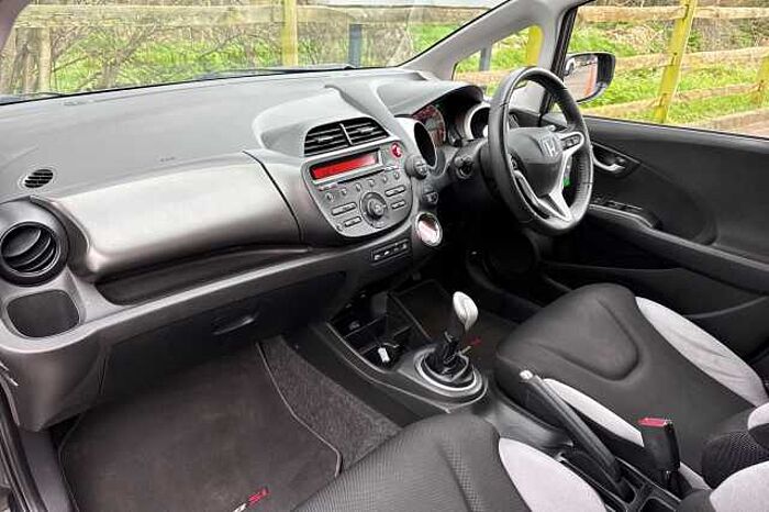 Honda Jazz 1.4 i-VTEC Si Manual 