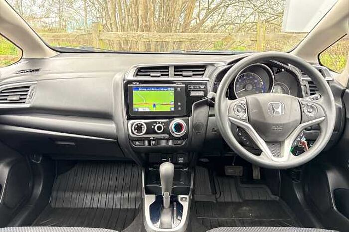Honda Jazz 1.3 i-VTEC SE Navi CVT 