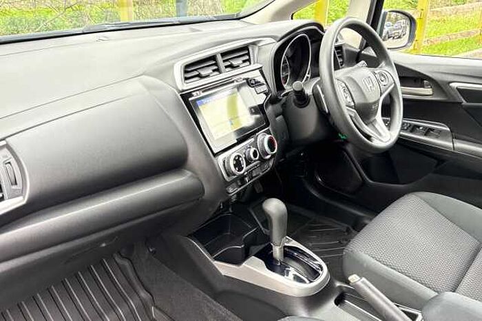 Honda Jazz 1.3 i-VTEC SE Navi CVT 