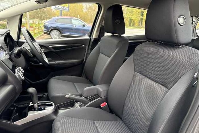 Honda Jazz 1.3 i-VTEC SE Navi CVT 