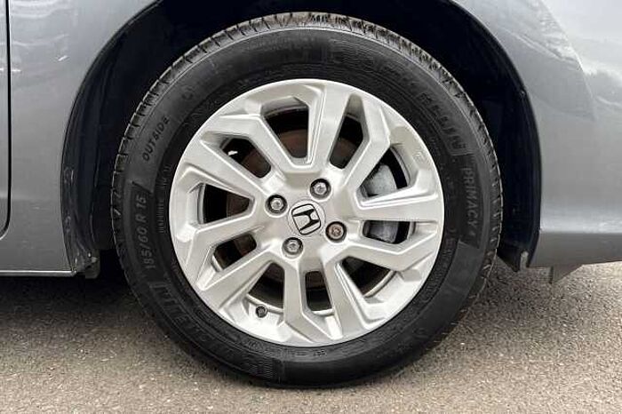 Honda Jazz 1.3 i-VTEC SE Navi CVT 