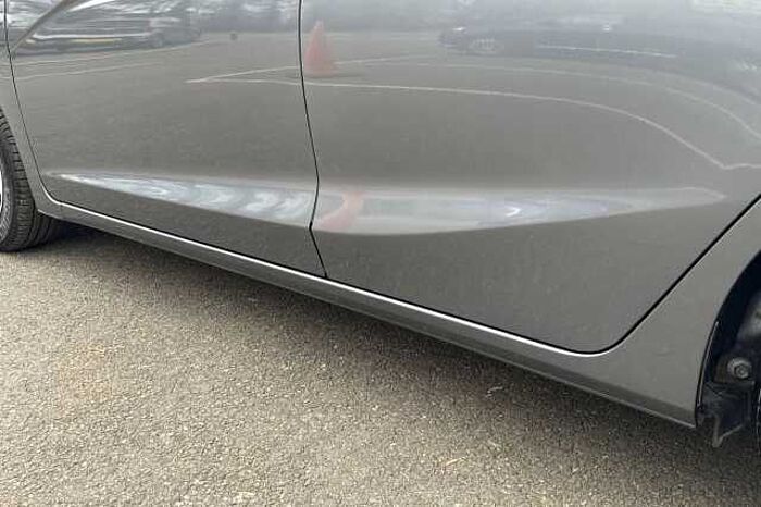 Honda Jazz 1.3 i-VTEC SE Navi CVT 