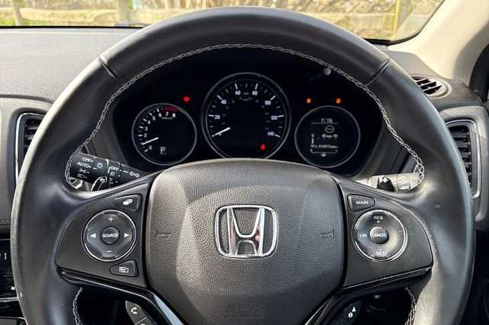 Honda HR-V 1.5 i-VTEC EX CVT 