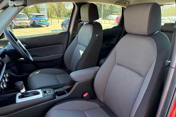Honda Jazz Hybrid 1.5 i-MMD Elegance eCVT 