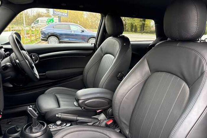 MINI Mini 2.0 Cooper S Exclusive 3dr Auto 