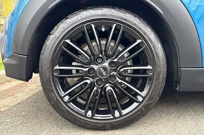 MINI Mini 2.0 Cooper S Exclusive 3dr Auto 