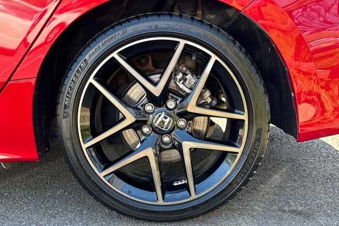 Honda Civic Hybrid 2.0 eHEV Advance eCVT 