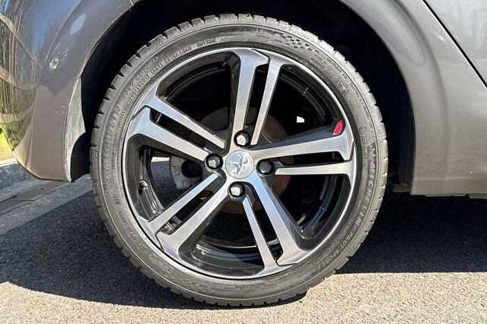Peugeot 208 1.2 PureTech 110 GT Line 5dr Manual 