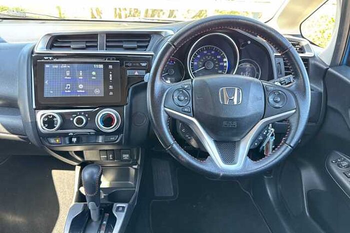 Honda Jazz 1.5 i-VTEC Sport CVT 