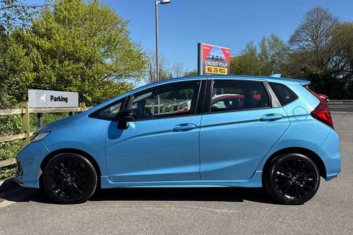 Honda Jazz 1.5 i-VTEC Sport CVT 