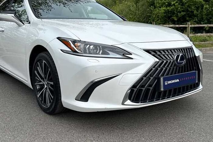 Lexus ES 300 300h 2.5 4dr CVT 