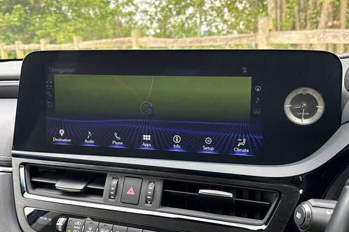 Lexus ES 300 300h 2.5 4dr CVT 