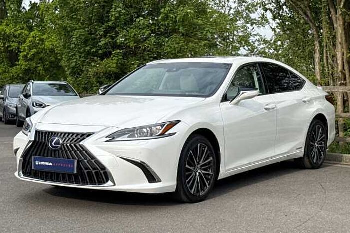 Lexus ES 300 300h 2.5 4dr CVT 