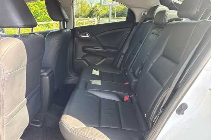 Honda Civic 1.8 i-VTEC EX Manual 
