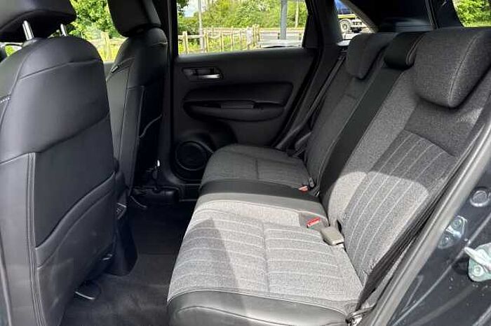Honda Jazz Hybrid 1.5 i-MMD Advance eCVT 