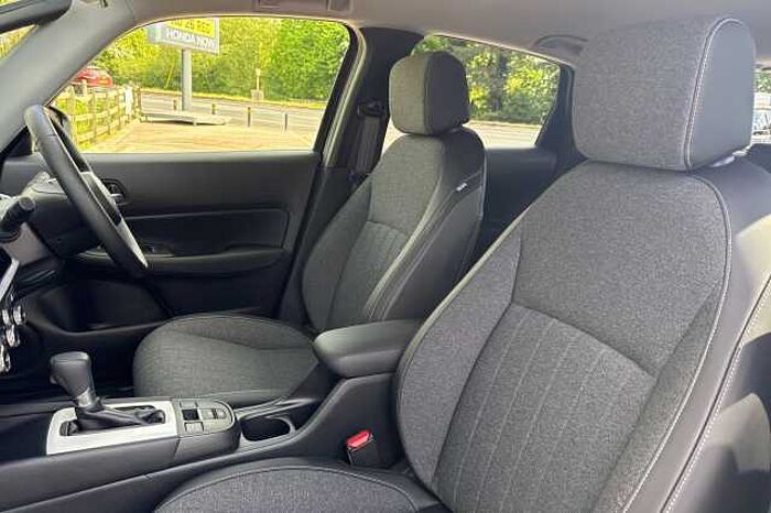 Honda Jazz Hybrid 1.5 i-MMD Advance eCVT 