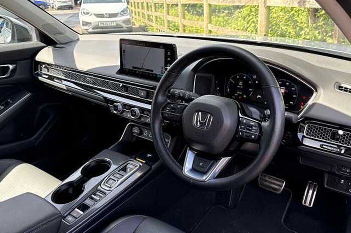 Honda Civic Hybrid 2.0 eHEV Advance eCVT 