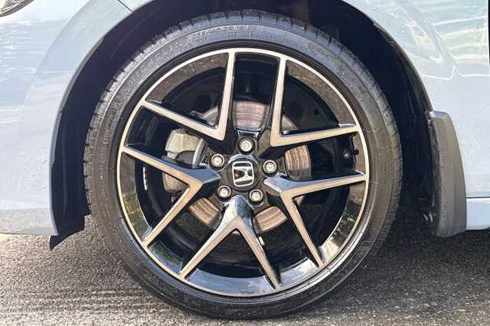 Honda Civic Hybrid 2.0 eHEV Advance eCVT 