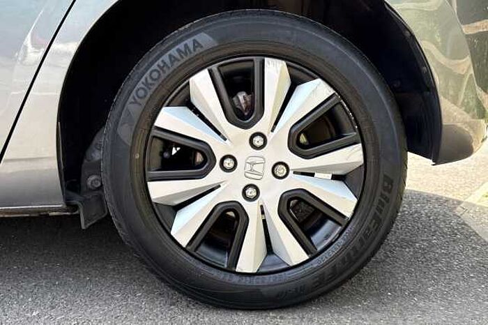 Honda Jazz Hybrid 1.5 i-MMD SR eCVT 