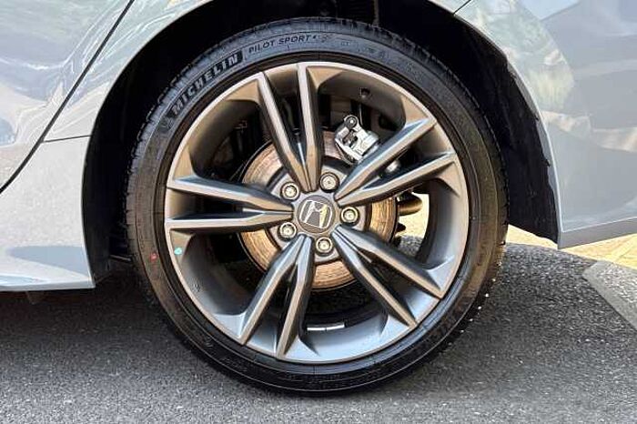 Honda Civic Hybrid 2.0 eHEV Sport eCVT 