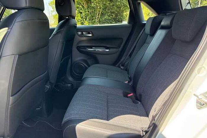Honda Jazz Hybrid 1.5 i-MMD SR eCVT 
