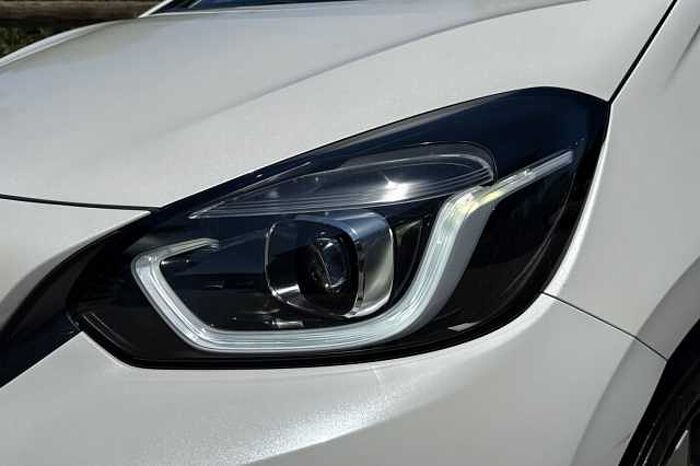 Honda Jazz Hybrid 1.5 i-MMD SR eCVT 