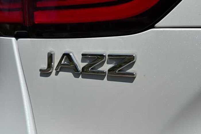 Honda Jazz Hybrid 1.5 i-MMD SR eCVT 