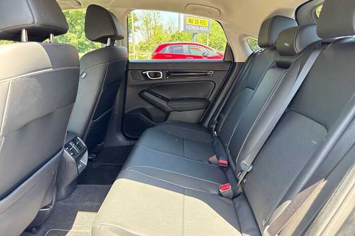 Honda Civic Hybrid 2.0 eHEV Advance eCVT 