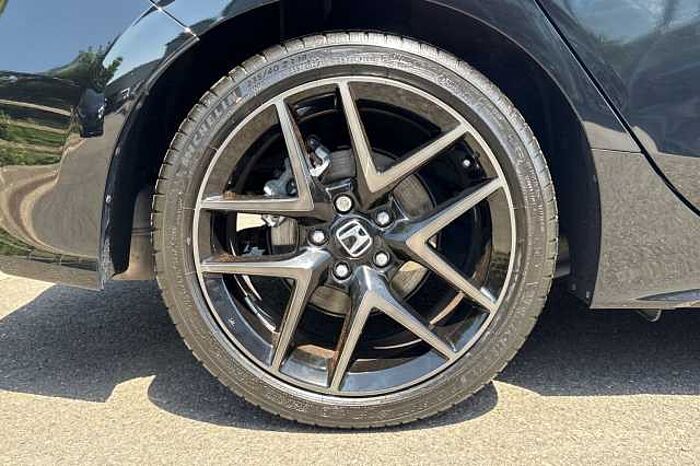 Honda Civic Hybrid 2.0 eHEV Advance eCVT 