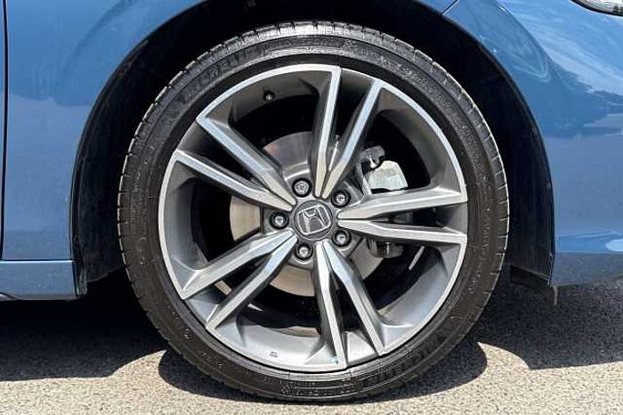 Honda Civic Hybrid 2.0 eHEV Advance eCVT 