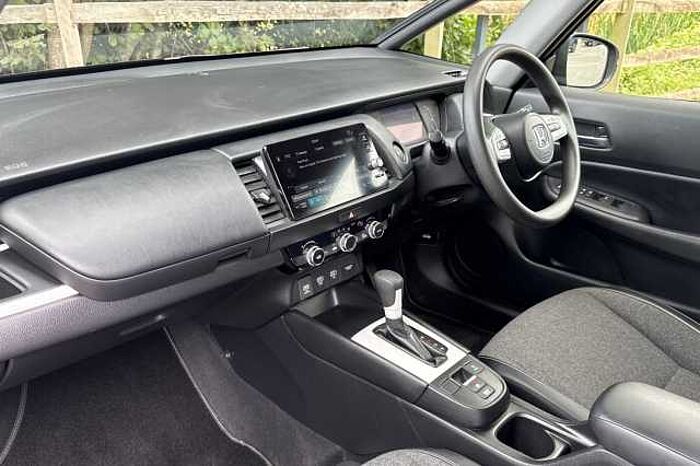 Honda Jazz Hybrid 1.5 i-MMD SR eCVT 