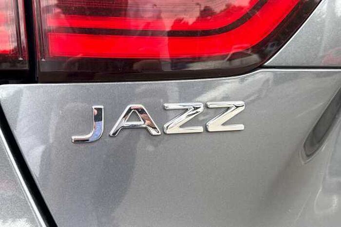 Honda Jazz Hybrid 1.5 i-MMD SR eCVT 