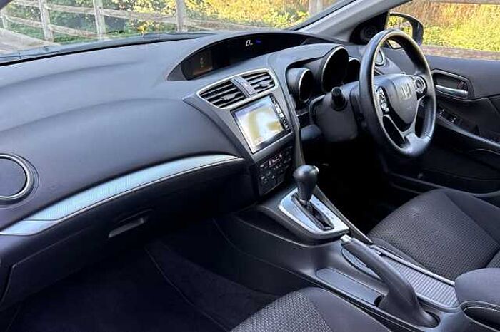 Honda Civic 1.8 i-VTEC SE Plus Navi Auto 