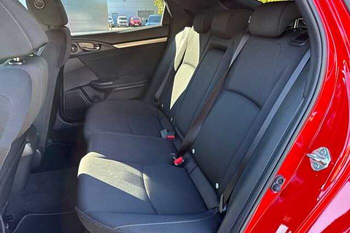 Honda Civic 1.0 VTEC Turbo 126 SR CVT 