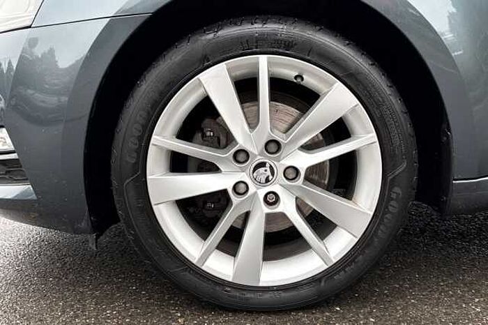 SKODA Octavia 2.0 TDI CR SE L 5dr Manual 
