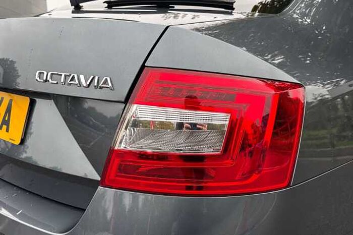 SKODA Octavia 2.0 TDI CR SE L 5dr Manual 