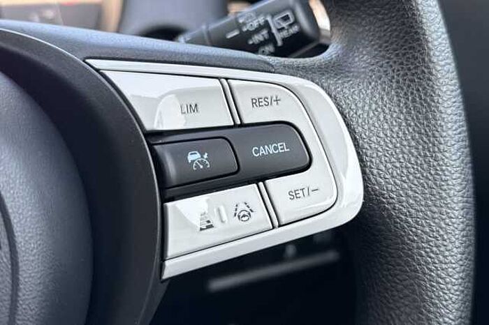 Honda Jazz Hybrid 1.5 i-MMD SR eCVT 