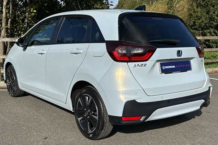 Honda Jazz Hybrid 1.5 i-MMD Advance eCVT 