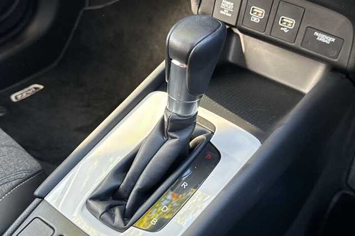 Honda Jazz Hybrid 1.5 i-MMD Advance eCVT 