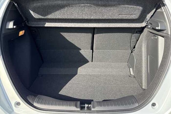 Honda Jazz Hybrid 1.5 i-MMD Advance eCVT 