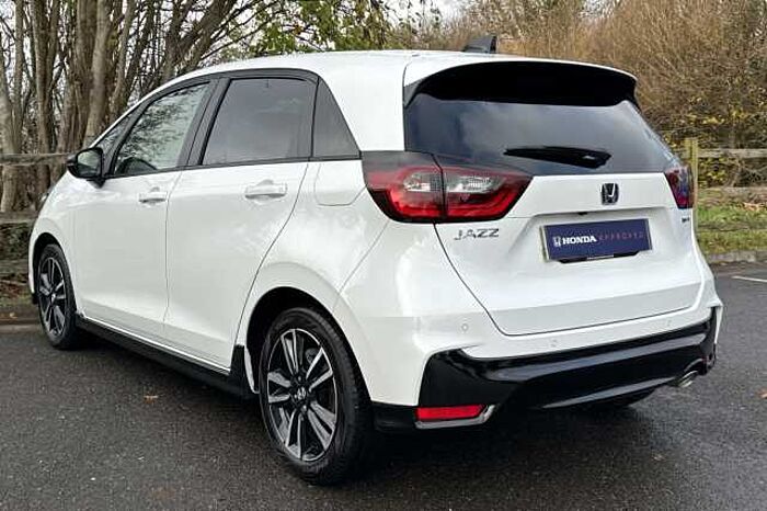 Honda Jazz Hybrid 1.5 i-MMD Advance Sport eCVT 