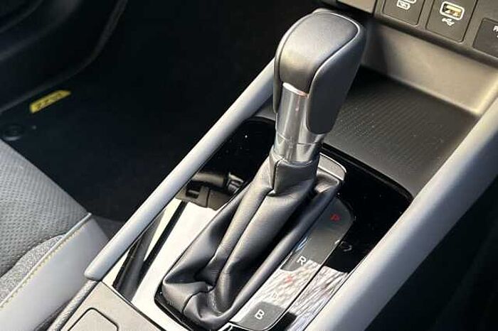 Honda Jazz Hybrid 1.5 i-MMD Advance Sport eCVT 