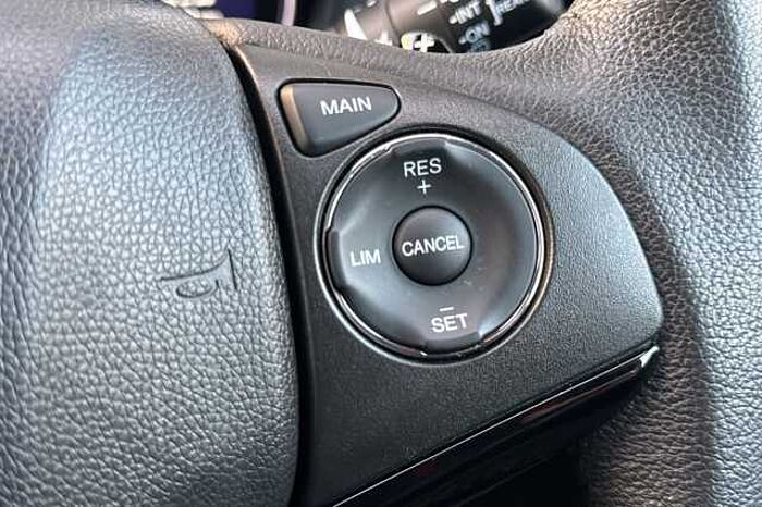 Honda HR-V 1.5 i-VTEC SE Navi CVT 