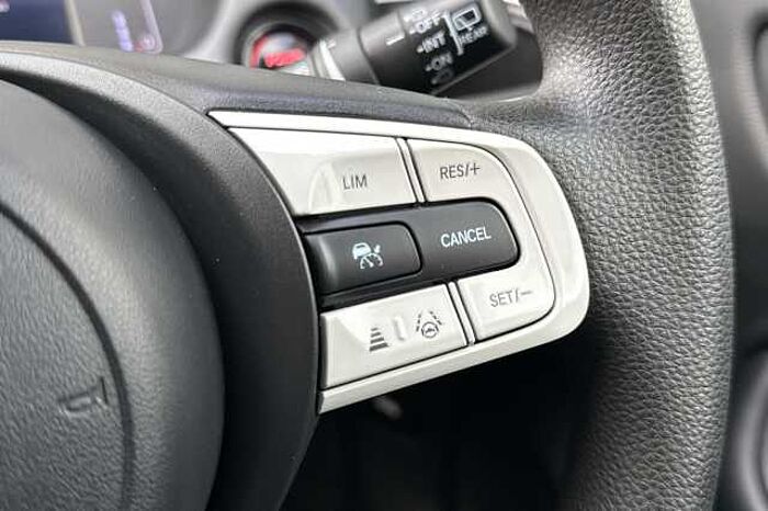 Honda Jazz Hybrid 1.5 i-MMD SR eCVT 