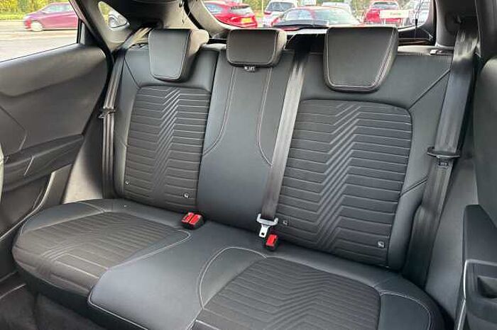 Ford Puma 1.0 EcoBoost Hybrid mHEV Vivid Ruby Ed DCT 