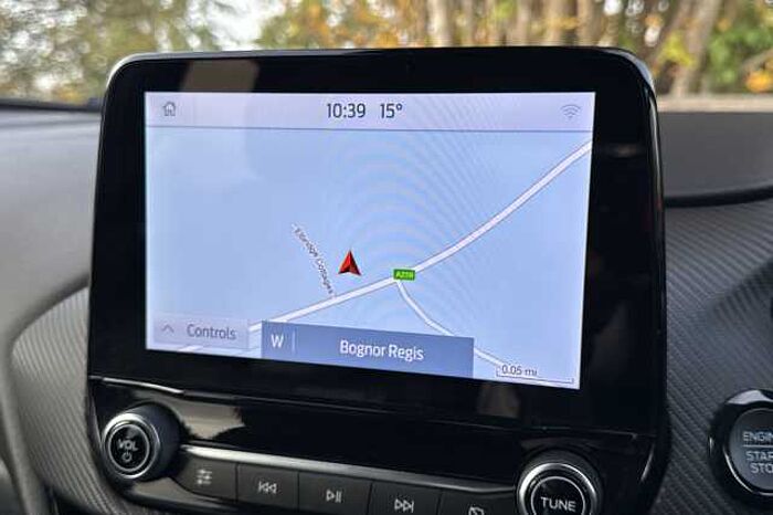 Ford Puma 1.0 EcoBoost Hybrid mHEV Vivid Ruby Ed DCT 