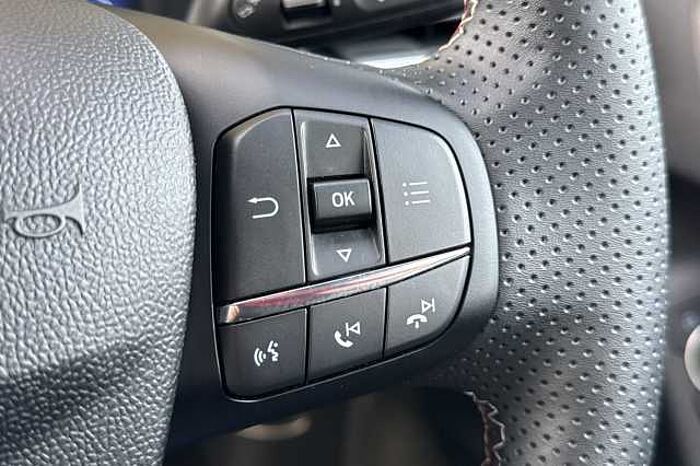 Ford Puma 1.0 EcoBoost Hybrid mHEV Vivid Ruby Ed DCT 